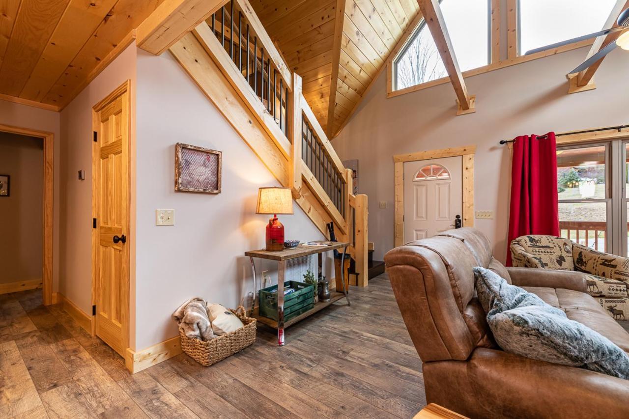 The Red Fox Cabin Villa แมกกีวาเลย์ ภายนอก รูปภาพ