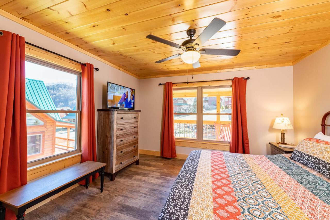 The Red Fox Cabin Villa แมกกีวาเลย์ ภายนอก รูปภาพ