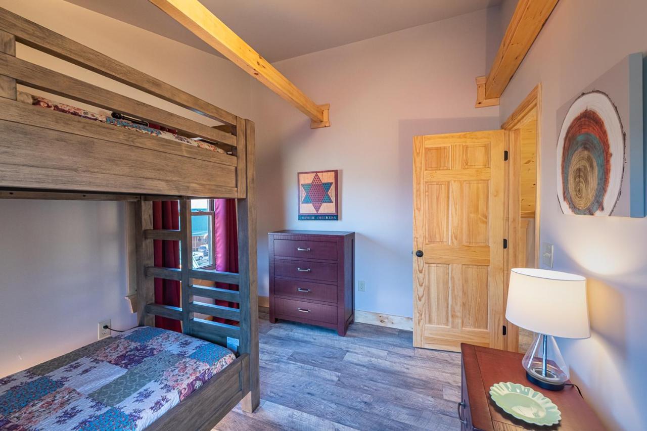 The Red Fox Cabin Villa แมกกีวาเลย์ ภายนอก รูปภาพ