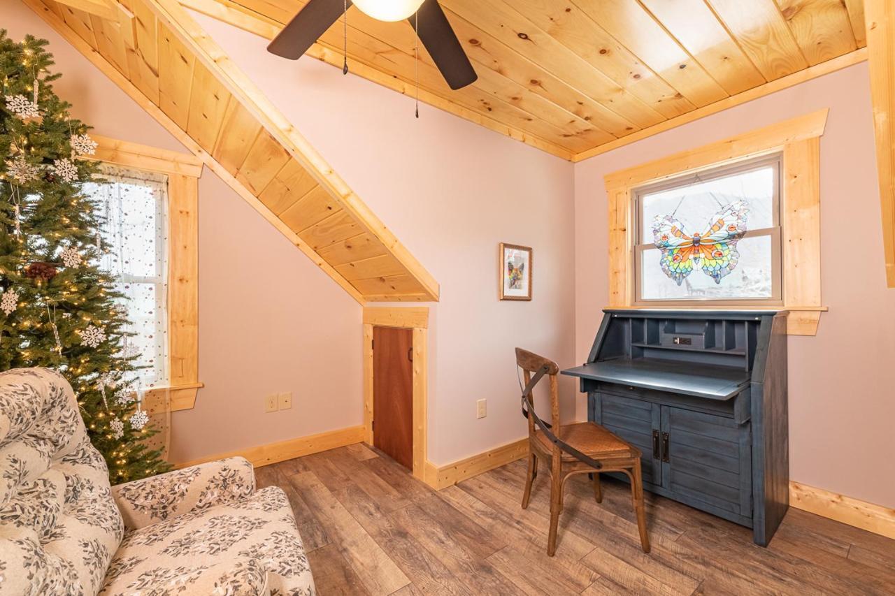 The Red Fox Cabin Villa แมกกีวาเลย์ ภายนอก รูปภาพ