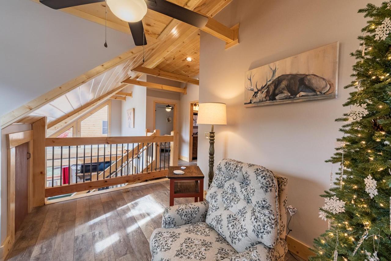 The Red Fox Cabin Villa แมกกีวาเลย์ ภายนอก รูปภาพ