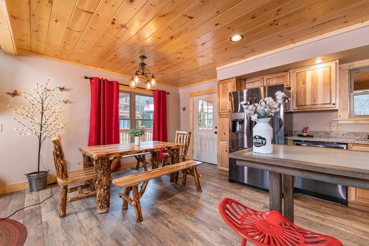 The Red Fox Cabin Villa แมกกีวาเลย์ ภายนอก รูปภาพ